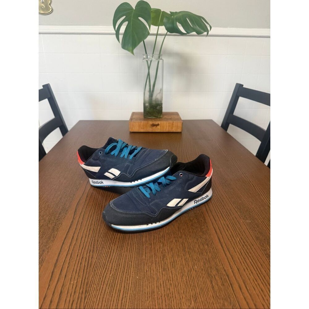 Reebok Classic Navy/Orange